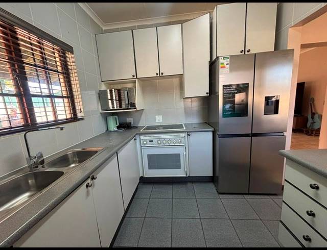3 BEDROOM HOUSE FOR SALE IN WELTEVREDEN PARK